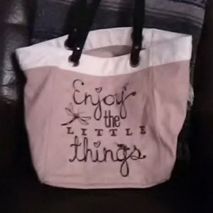 Large tote,great for shopping and events out